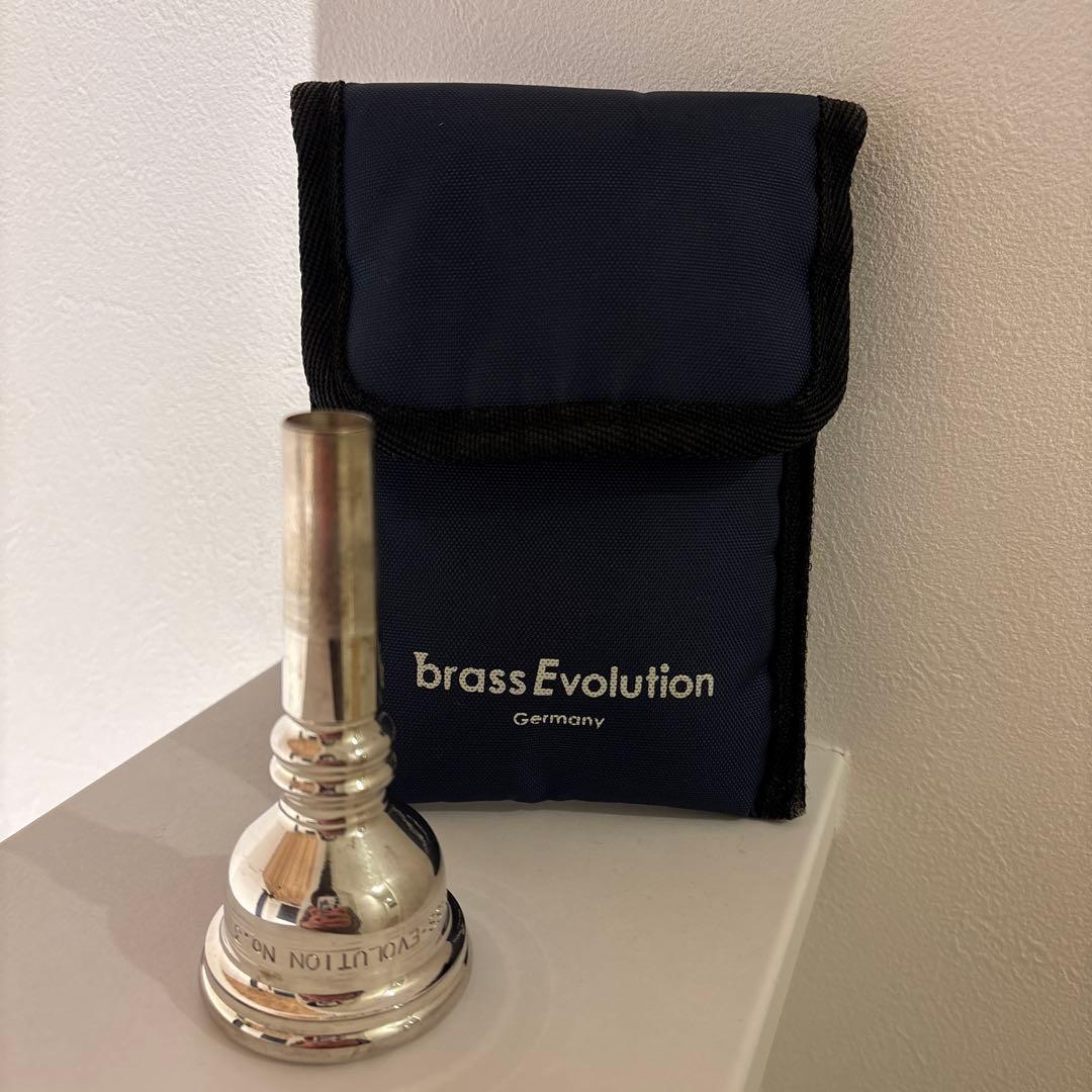 チューバ マウスピース BRASS-EVOLUTION No.3 ケース付き - メルカリ