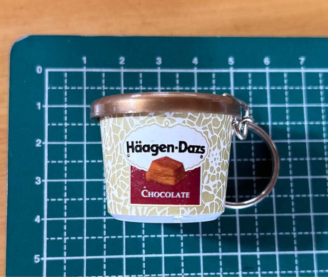 ハーゲンダッツ キーホルダー マスコット チョコレート - メルカリ
