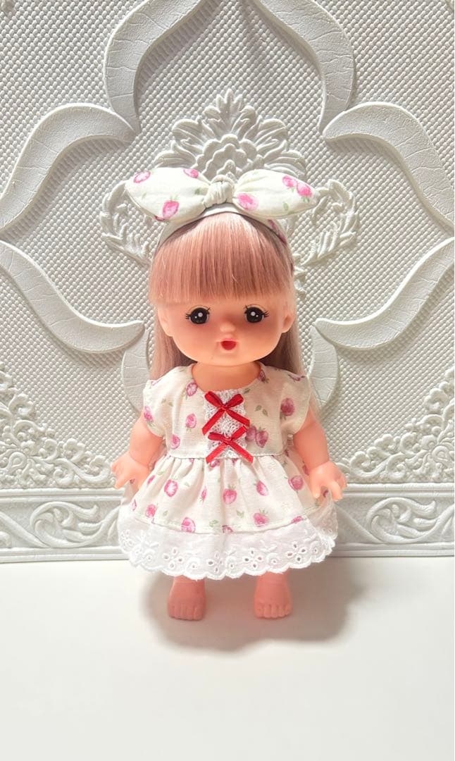 メルちゃん いちご柄ワンピース2点セット - メルカリ