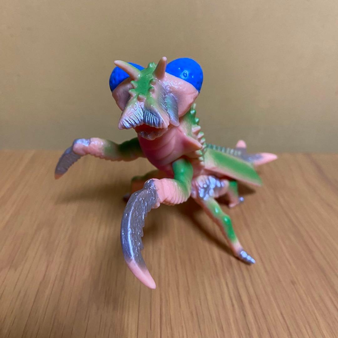 マーミット スーフェス限定 ミニカマキラス ソフビ 5433 FWカマキラス