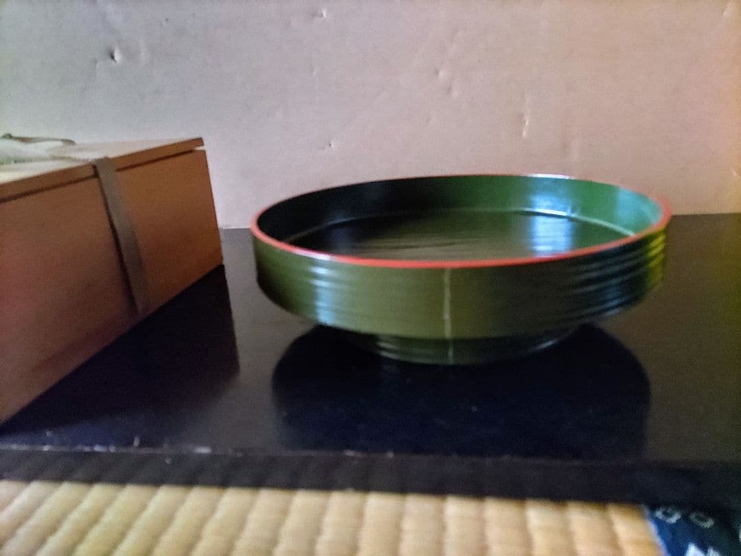 木箱付き漆器 菓子器緑色と黒色 MIMOSA ボウル 黒/白 漆塗り 漆器の井助