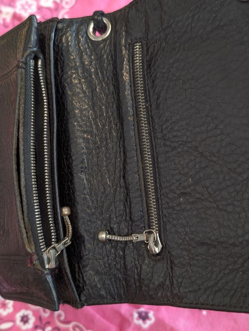 chromehearts2zipwalletアイアンクロス最終価格ストラップ付き