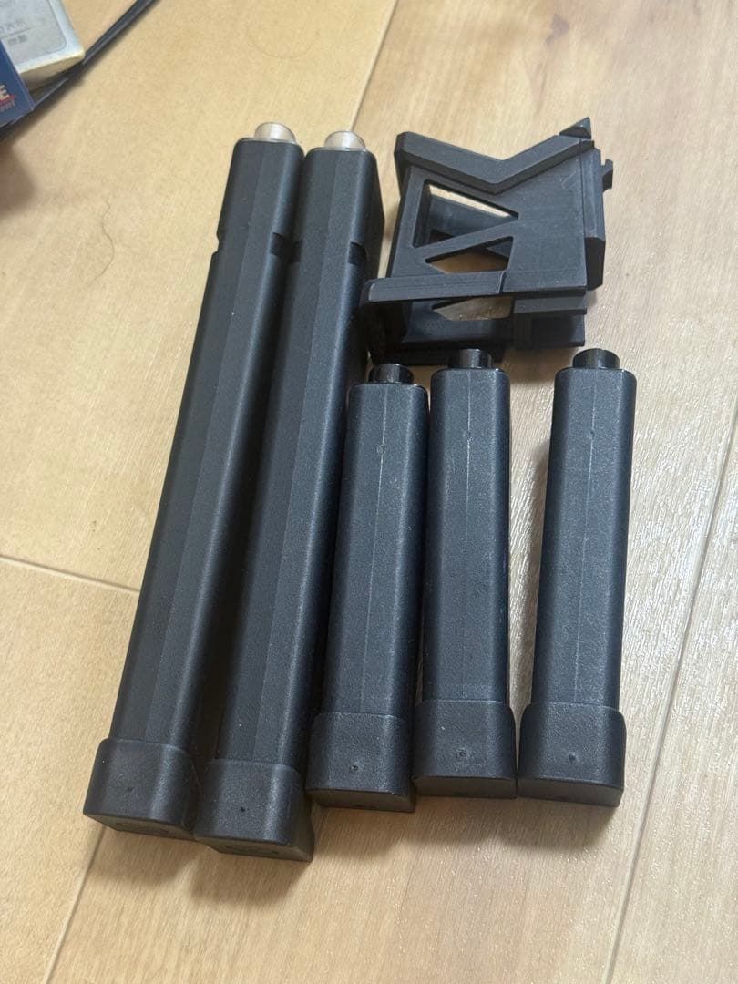 arp9 マガジン+catヴァーサタイル用arp9マガジンハウジング C.A.T Airsoft ヴァーサテイル専用＜ARP9マガジンハウジング＞ - urban