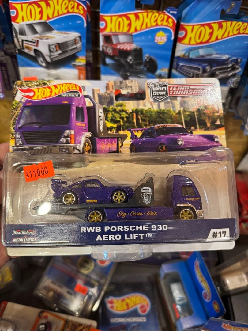 ホットウィール チームトランスポート ＲＷＢ　Porsche930 Amazon.com: Hot Wheels RWB Porsche 930 Aero Lift, Team Transport