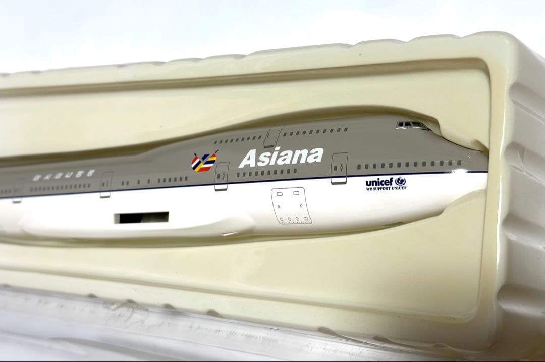 hogan 1/200 アシアナ航空 B747-400 - メルカリ