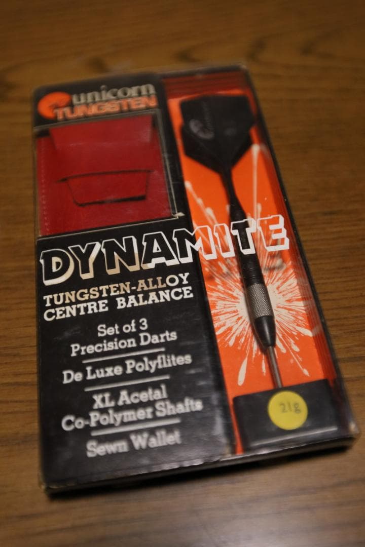 未使用品　unicorn DYNAMITE タングステンダーツセット イギリス製 未使用品 unicorn DYNAMITE タングステンダーツセット イギリス製