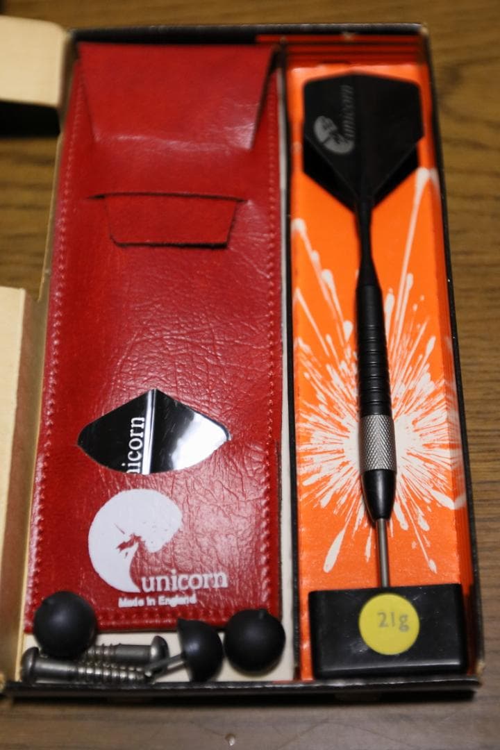 未使用品 unicorn DYNAMITE タングステンダーツセット イギリス製