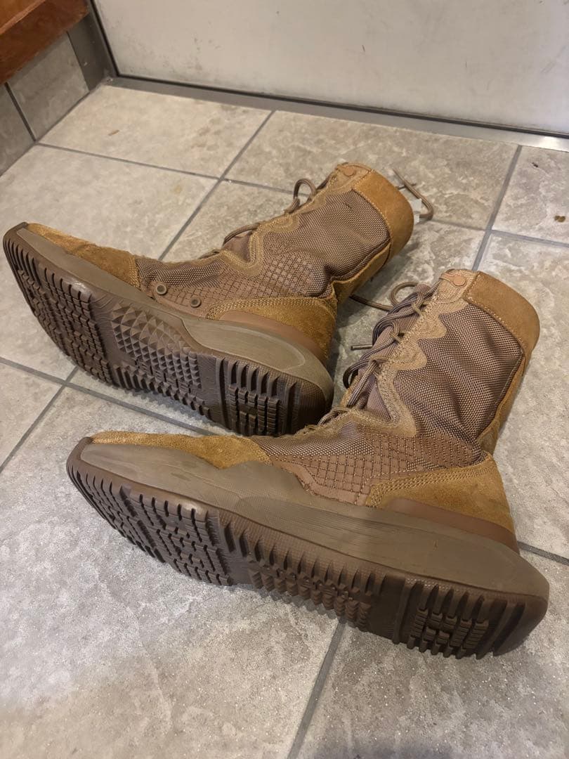 【米軍放出品】NIKE.SFB B1タクティカルブーツ　コヨーテ　28.5cm