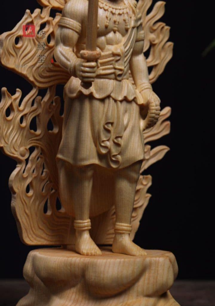 修縁堂】一刀彫 不動明王立像 木彫り 仏像 彫刻 仏教工芸品 天然木檜材