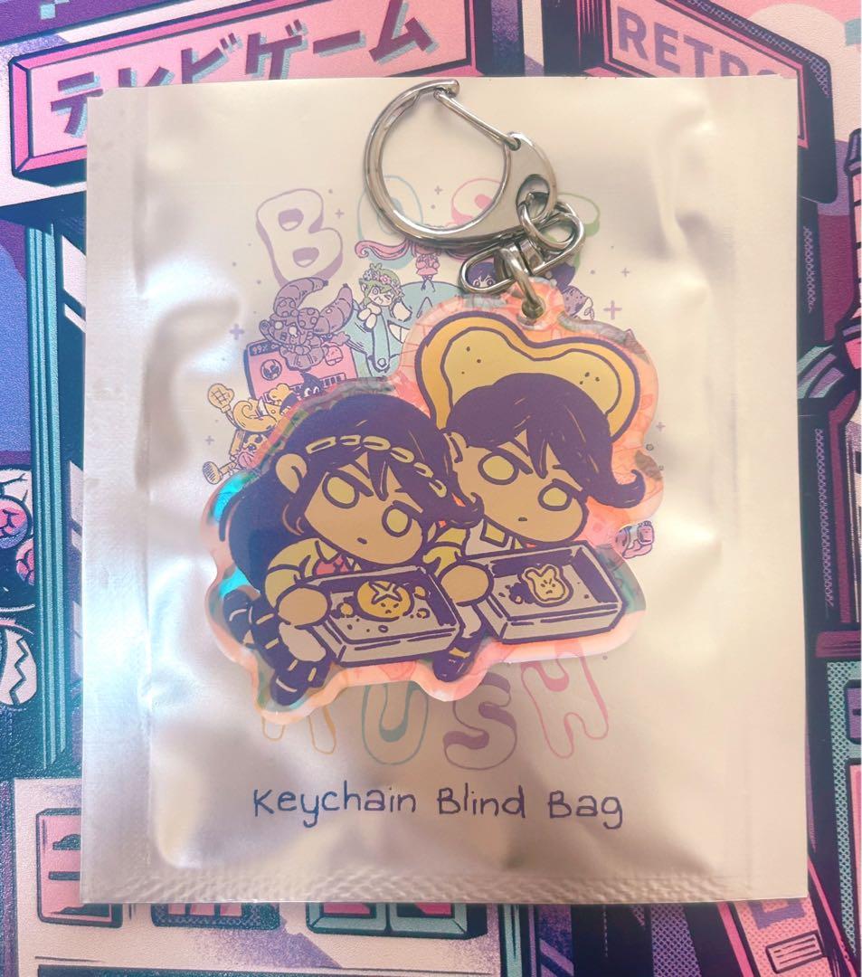 OMORI ボスラッシュ アクリルキーチェーン アンブレッドな双子 - メルカリ