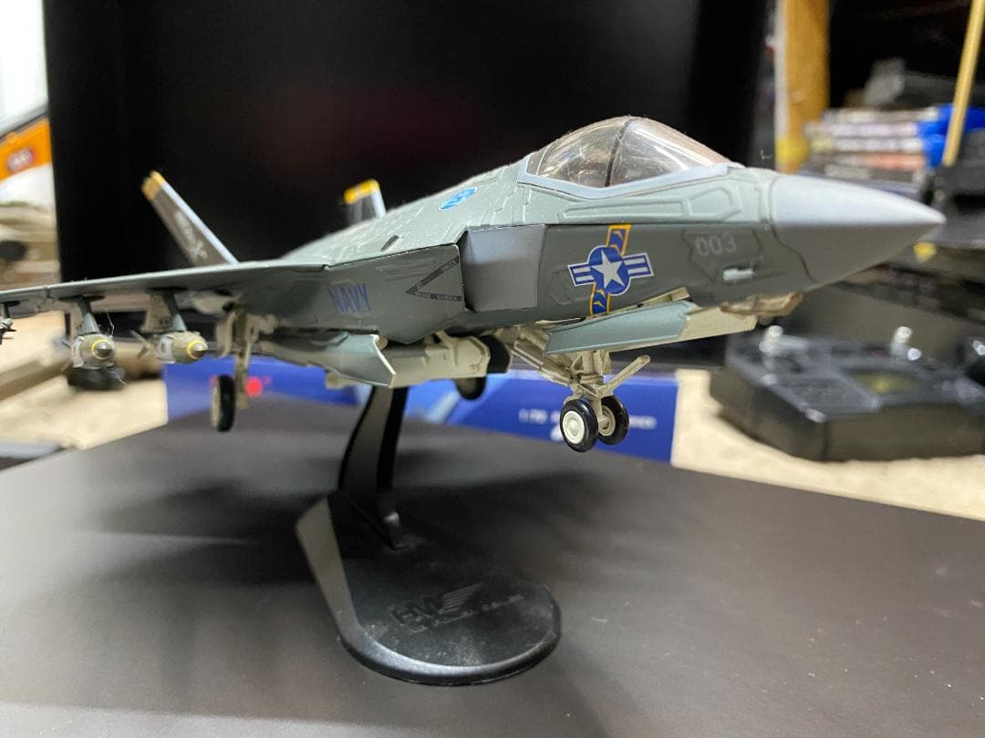 1/72 ホビーマスター F35C アメリカ海軍開発実証機