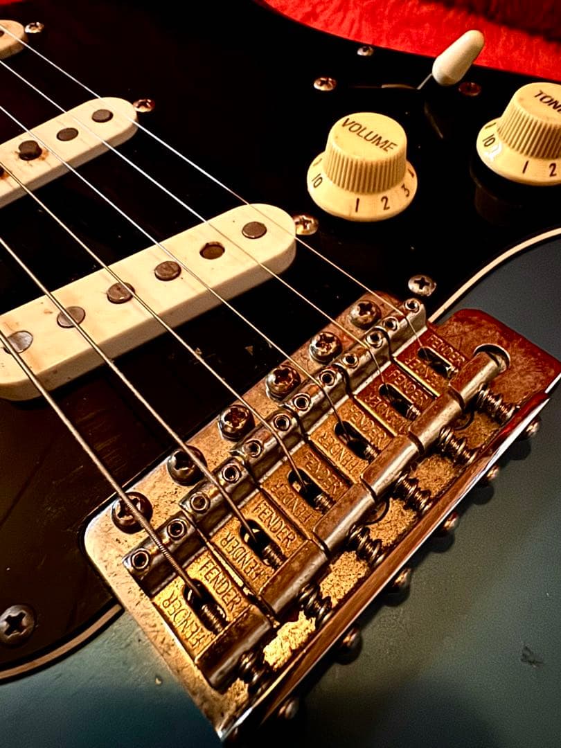 Fender Stratocaster classic 60s nitro - メルカリ