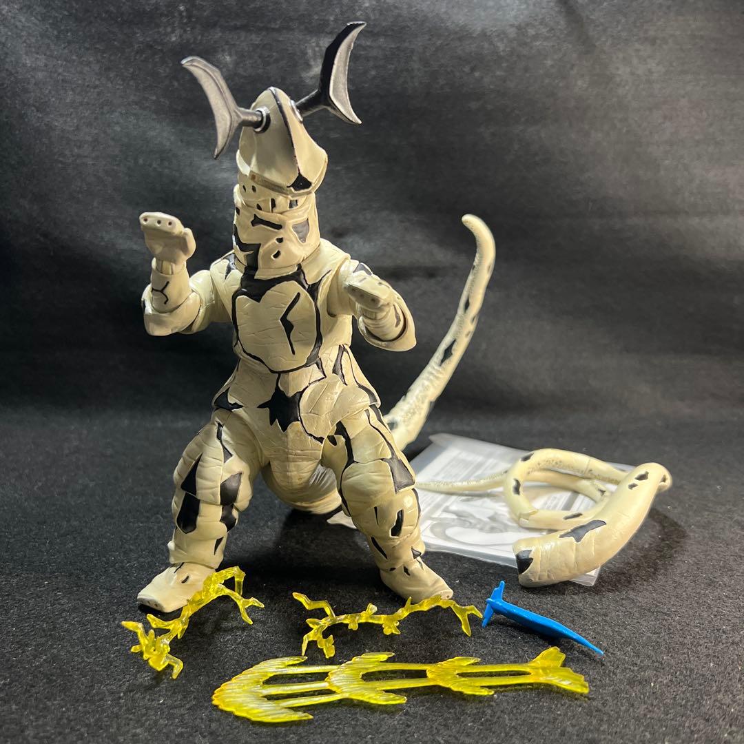 こ*こ様 ウルトラアクト　エレキング Amazon.co.jp: TAMASHII NATIONS ULTRA-ACT エレキング : おもちゃ