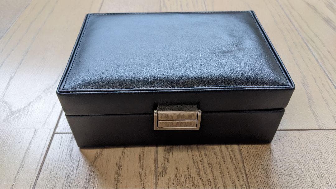 ◇未使用◇YANASE 革製 アクセサリーケース 黒 ノベルティ ヤナセ◇