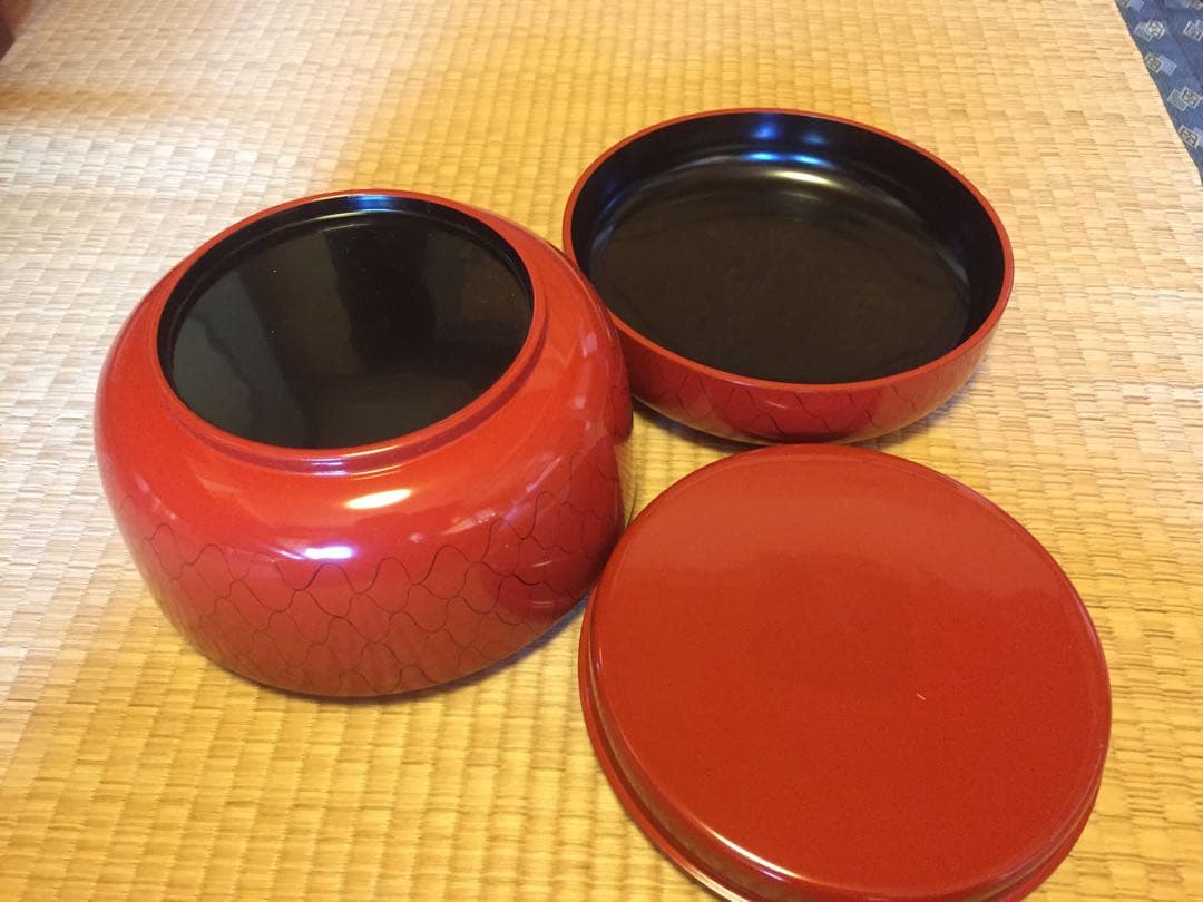 1115-10 新品 喰篭 山中塗 朱アミメ
