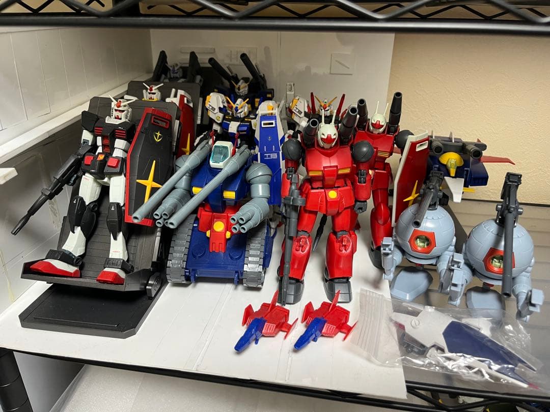 HG ガンダム1〜6号機　v作戦セット Amazon | HGUC 機動戦士ガンダム ガンダムV作戦セット 1/144スケール