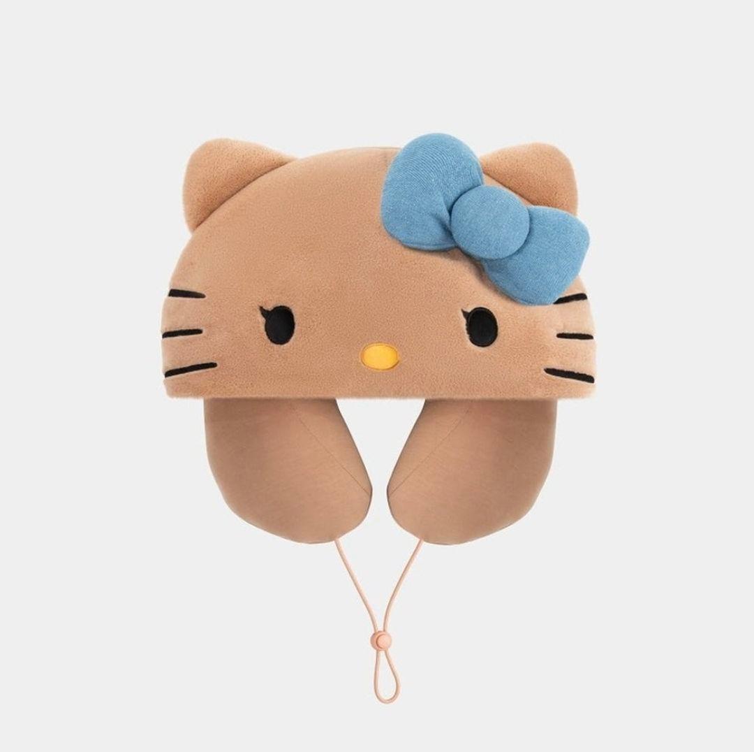 新品 公式正規品 海外限定ハローキティ x TBH ネックピロー - メルカリ