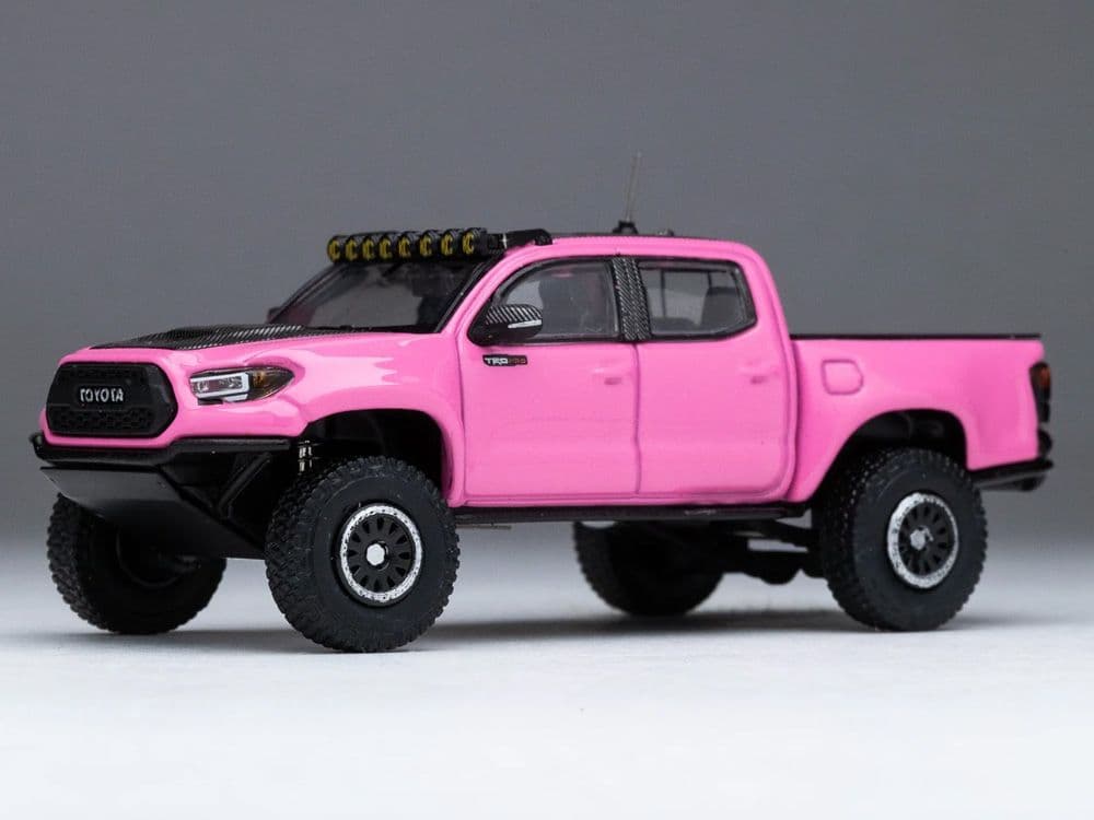 トヨタ・ピンク・タコ 2.0 タコマ　プレ-ランナー・ワイドボディ Diecasttalk 特注】 GCD 1/64 トヨタ 2.0 タコマ TRD プレランナー PRO