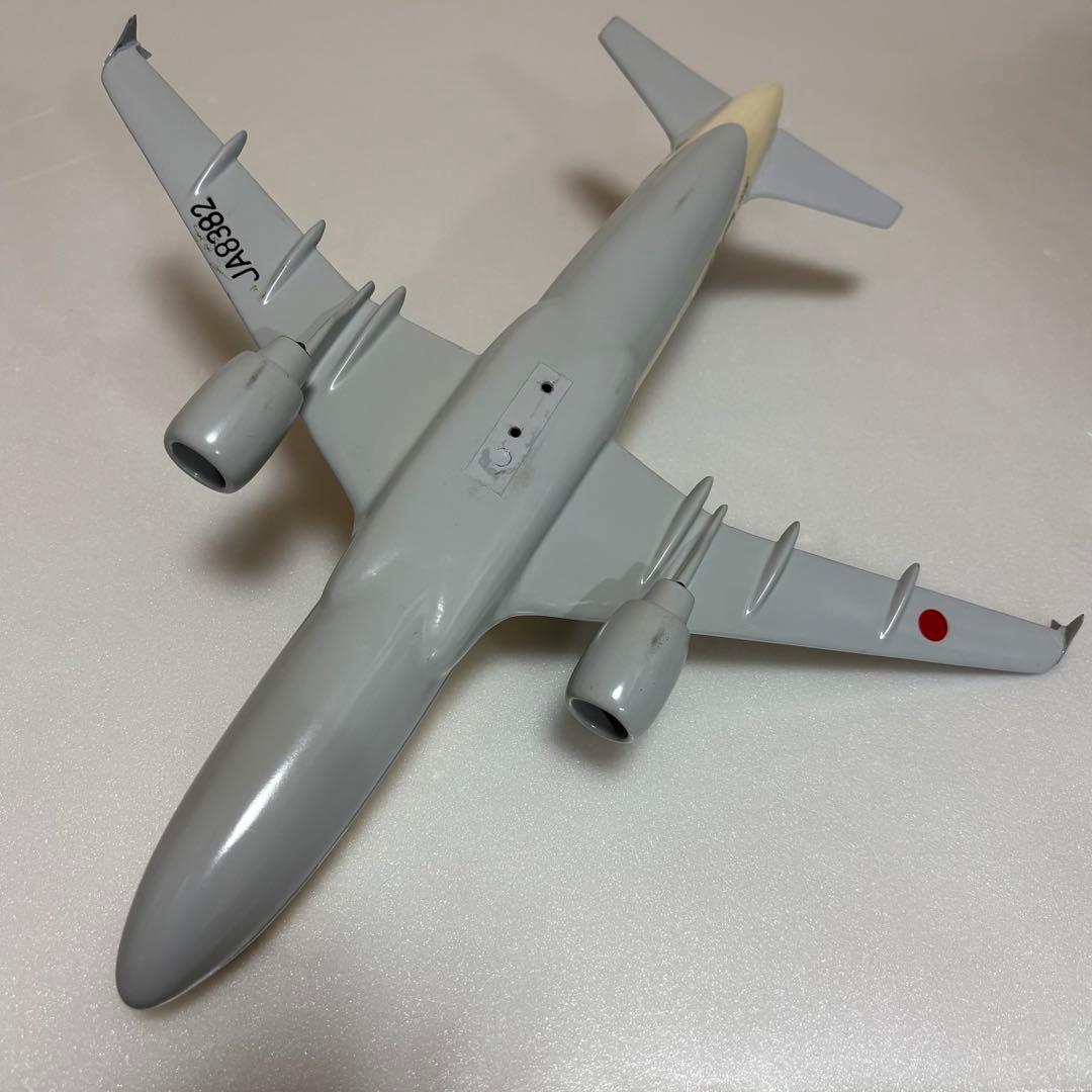 レア1/100 ANA全日空塗装 エアバスA320 JA8382 レア1/100 JA8382
