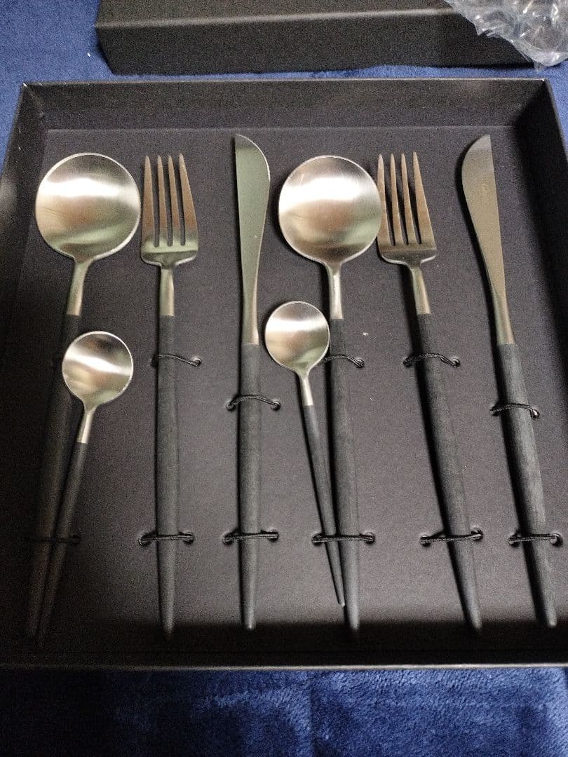 予約の取れない店三ツ星店が使用Cutipol カトラリーセット　8点 Cutipol（クチポール） 正規品 カトラリーセット GOA デザート 6点