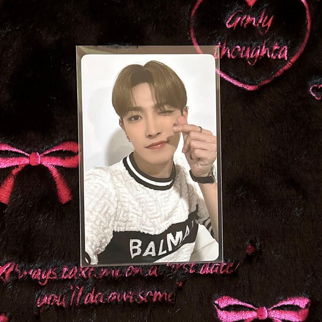 ATEEZ ホンジュン 中華 yizhiyu 一直娱 withfans トレカ② - メルカリ