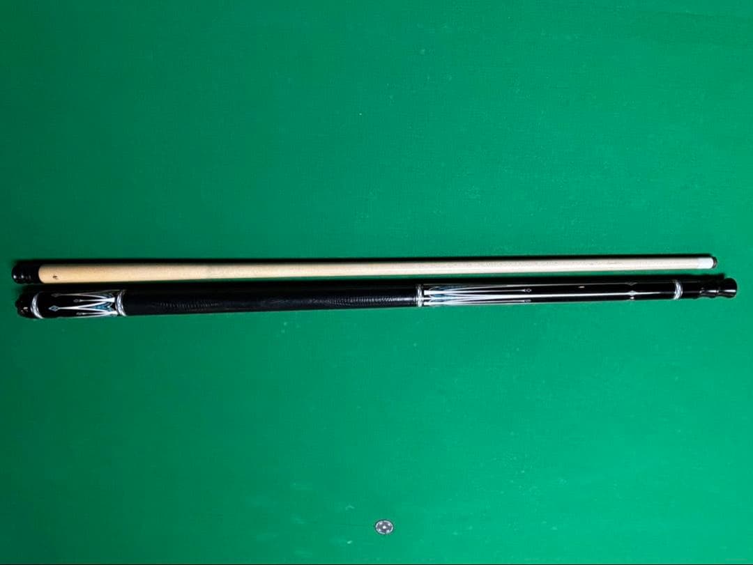 universal UN1967-09 (CS Hybridシャフト) ユニバーサル CS Hybrid シャフト ラジアル｜ビリヤード 通販 キュー