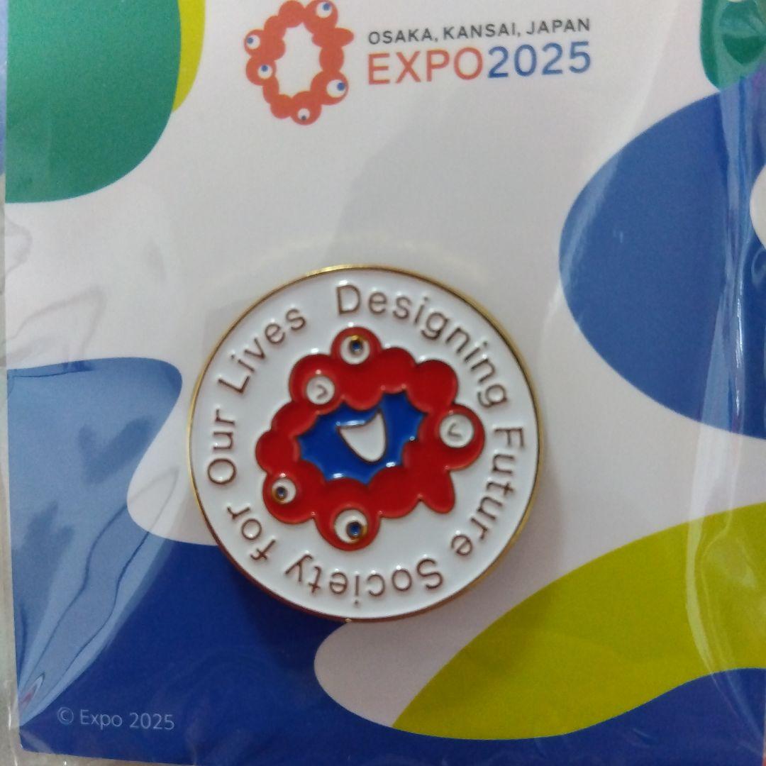 EXPO2025 ピンバッジ色差し ミャクミャク・ウインク(記念チケットver