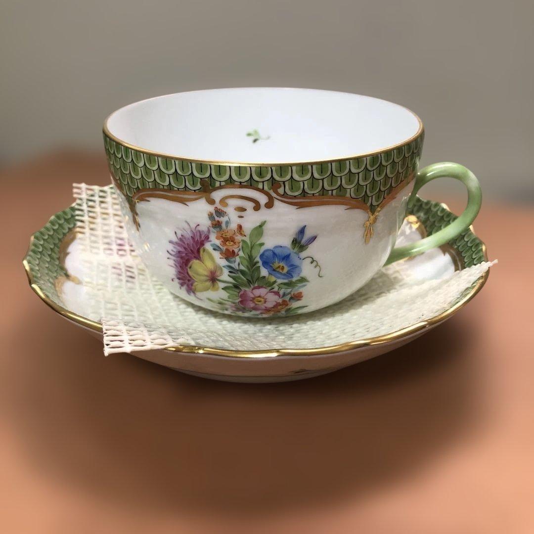美品✨ヘレンド フラワーブーケ カップ&ソーサー 花 - メルカリ