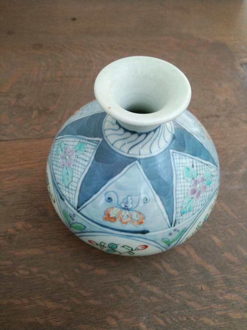 特別出品価格❗佐藤走波作品 染錦花蝶文小壺 - メルカリ