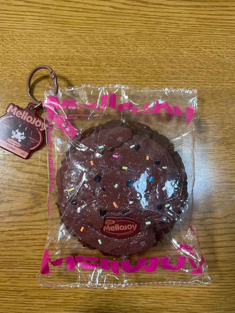 Mellojoy メロジョイ カップケーキか？ チョコレートレインボー