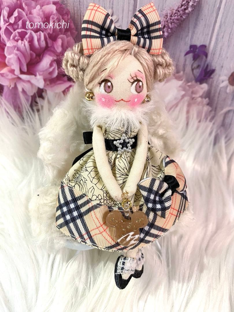 チェック柄❤️ドールチャーム❤️ハンドメイド❤️カントリードール