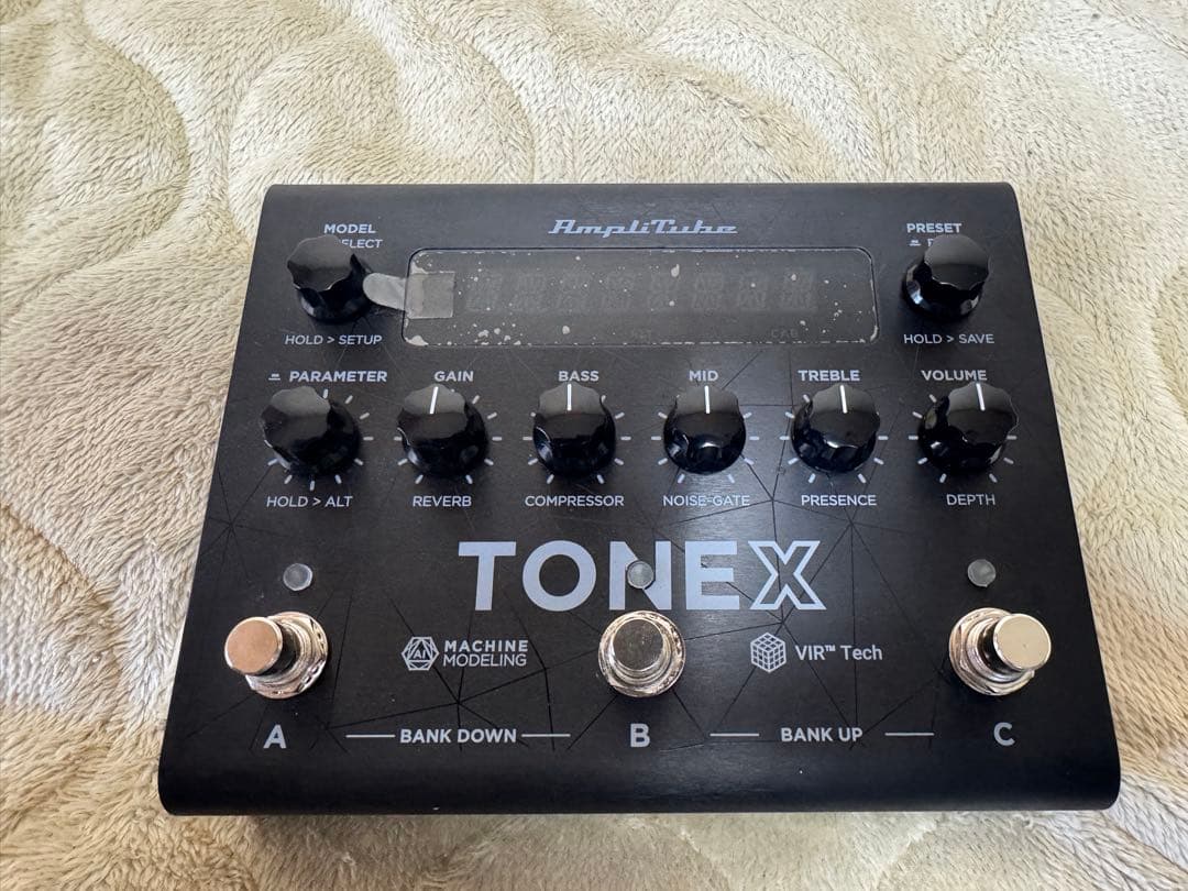 ギター IK MULTIMEDIA TONEX Pedal Amazon.com: IK Multimedia TONEX Pedal: Stereo multi-effects guitar