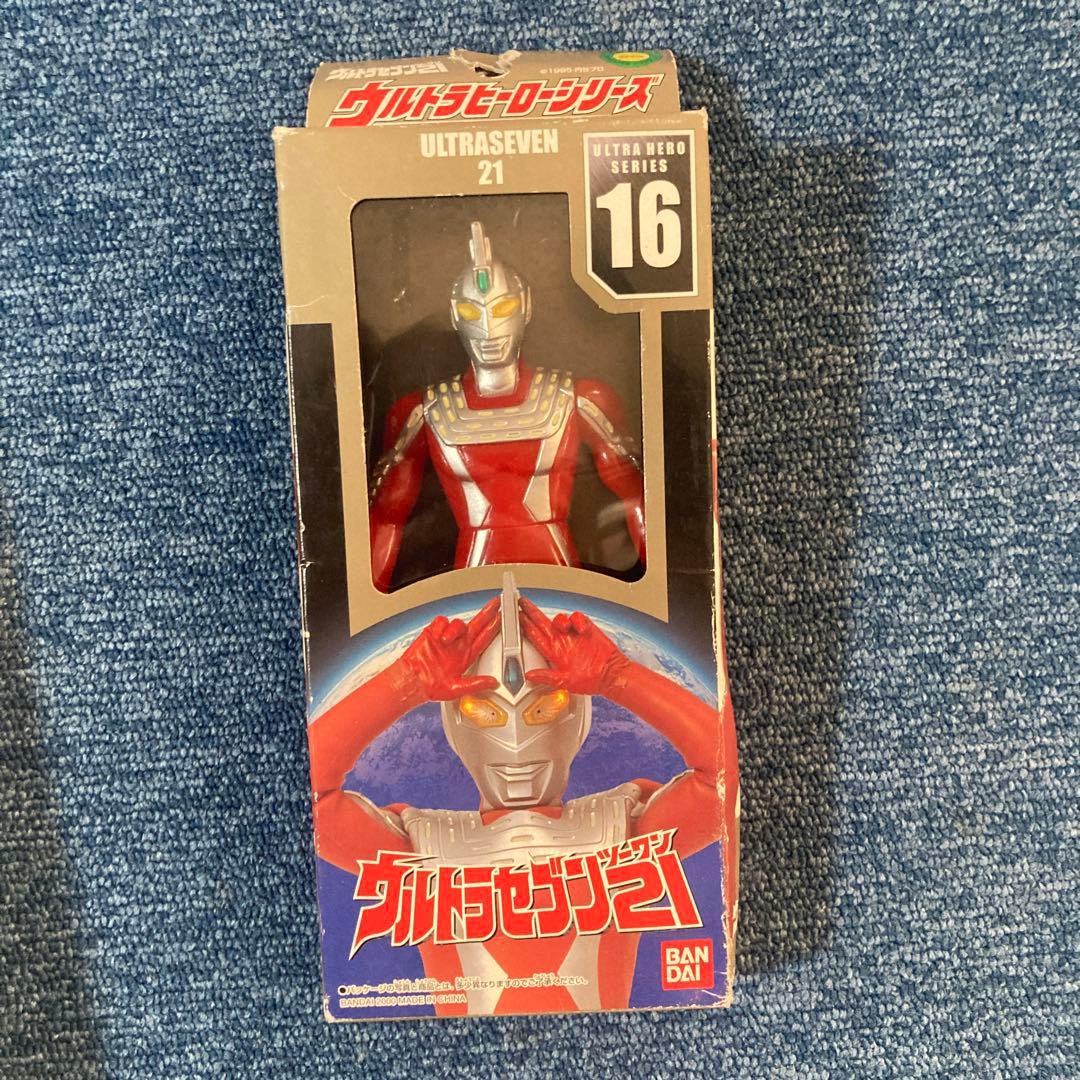 ウルトラセブンウルトラ警備隊セット➕セブン21外箱破損有 - メルカリ