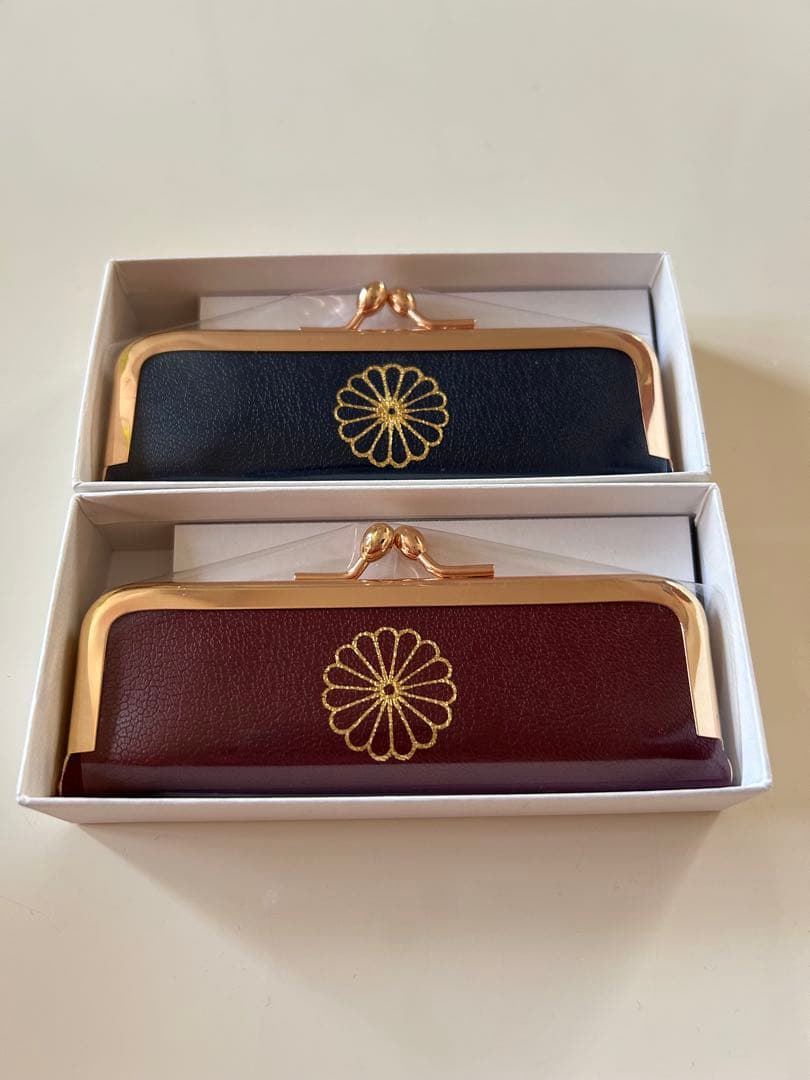 皇居 印鑑ケース 2個(赤・青)➕皇居ミラー(シャンパンゴールド) - メルカリ