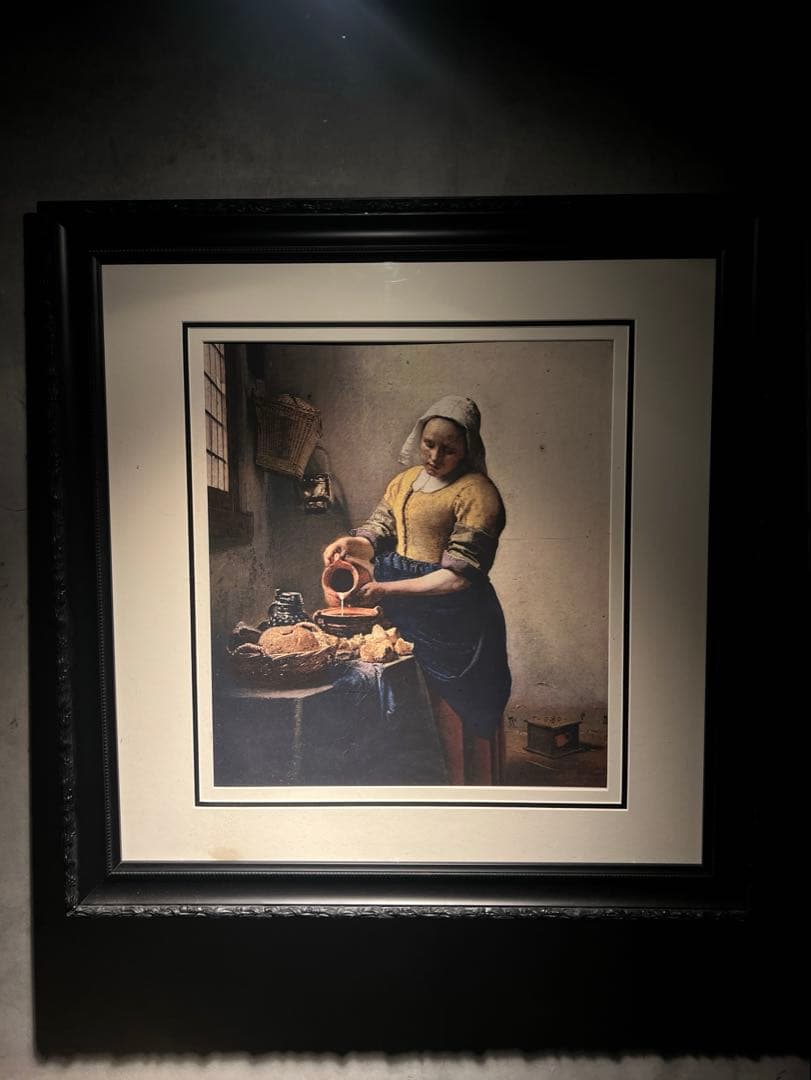 Jan Vermeer (1632-1675)【Het melkmeisje】 Ofbeeldienge:Johannes Vermeer - Het melkmeisje - Google Art