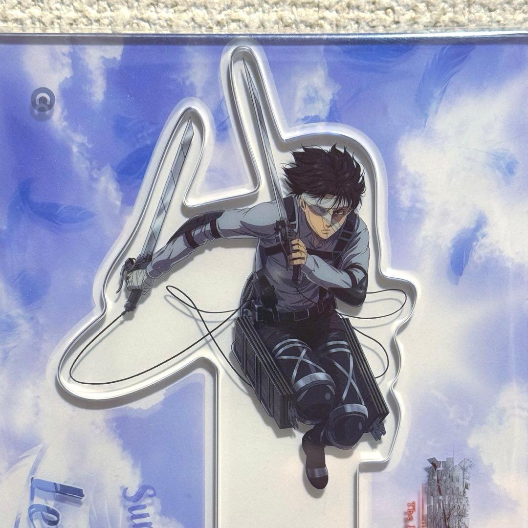 進撃の巨人 リヴァイ 立体組み立て式 アクリルキャラクタープレート