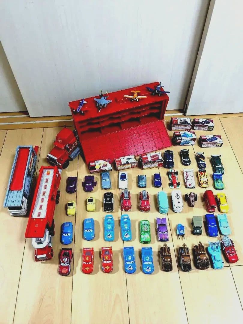 トミカ カーズ まとめ売り - メルカリ