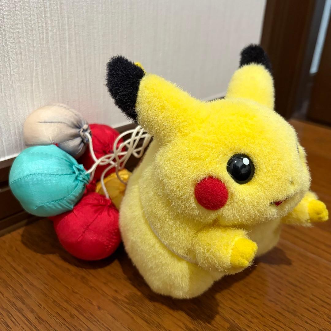 TOMY ピカチュウ ぬいぐるみ 初期 当時物 そらとぶ - メルカリ