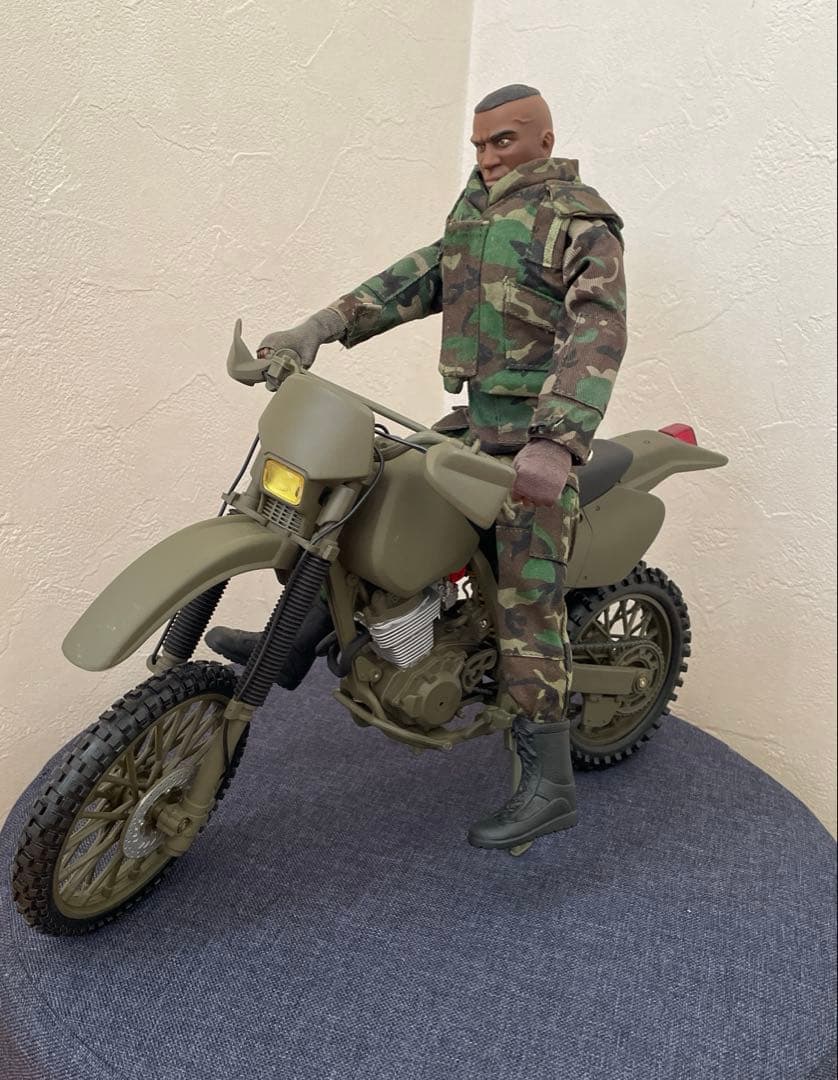 CAVALRY SCOUT & MOTORCYCLE 1/6 - メルカリ