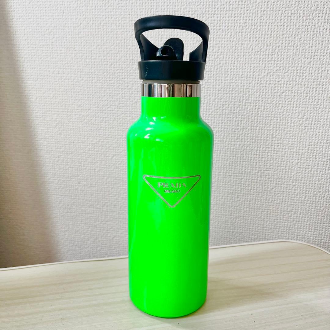 プラダ（PRADA）のステンレススティール製保温ウォーターボトル（500ml） ブラック ステンレススティール 保温ウォーターボトル 500ml | PRADA