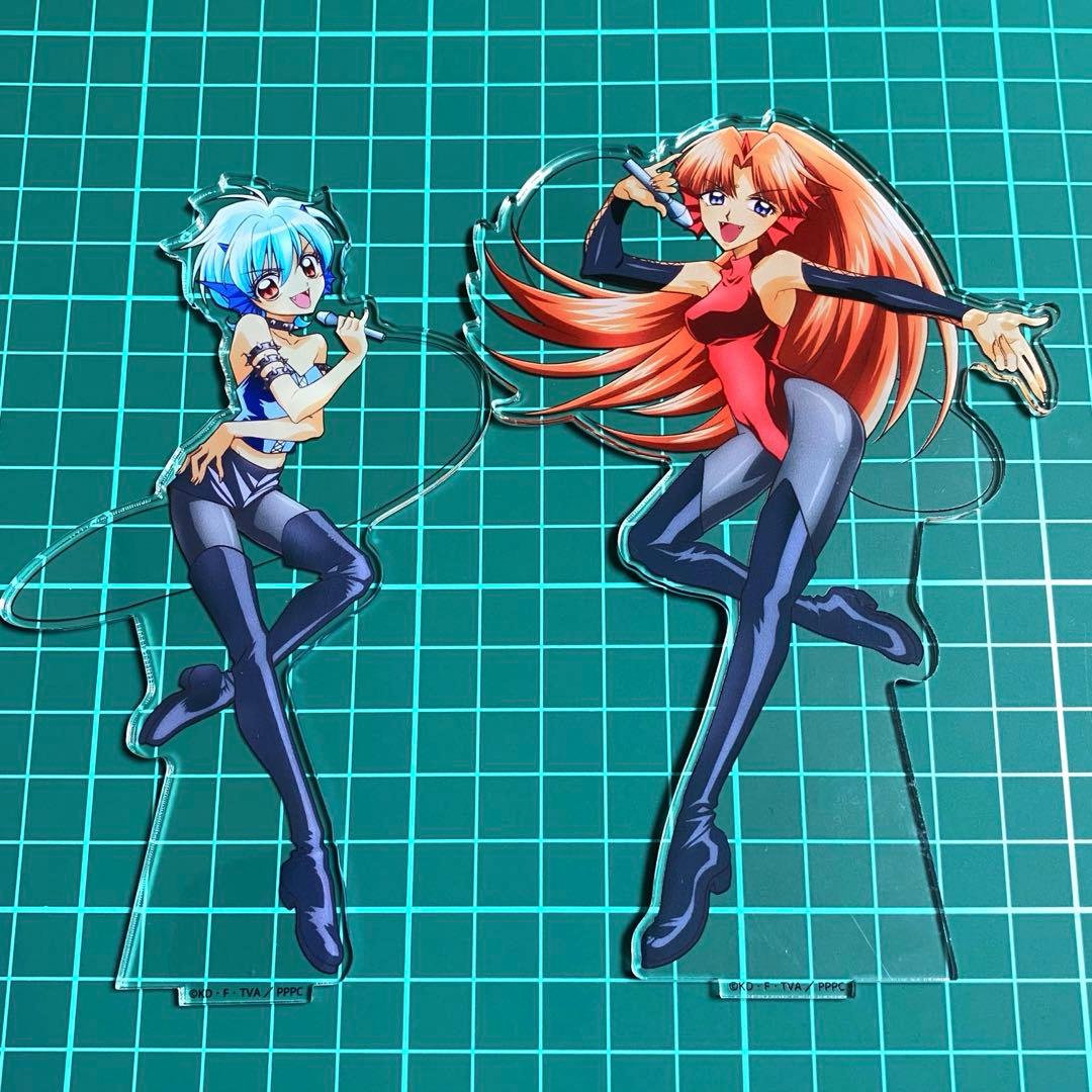ぴちぴちピッチ☆アクスタ シェシェ＆ミミ☆中古 - メルカリ