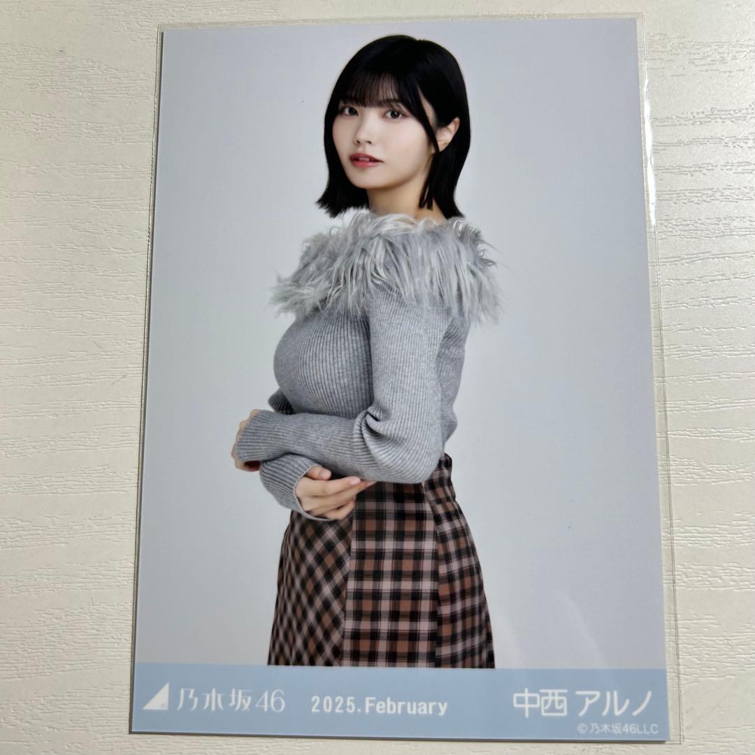乃木坂46 中西アルノ 生写真 オフショルニット チュウ - メルカリ