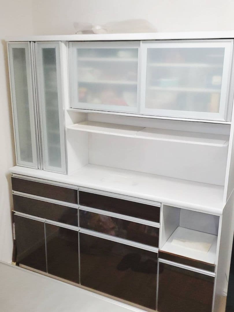 引取価格　古賀家具 壁面 キッチンボード食器棚　幅174cm Used・美品 古賀家具 食器棚 おしゃれ 収納 オープンボード キッチンボード 白 黒