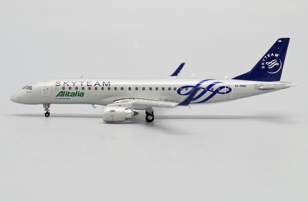 アリタリア・シティライナー ERJ-190 EI-RND 1/400 - メルカリ