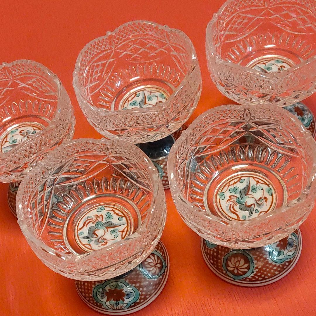 足付き磁器 クリスタル 高台 つみき 有田焼 有田焼の染付の脚付き小鉢！副菜やおかずだけでなくデザートカップに