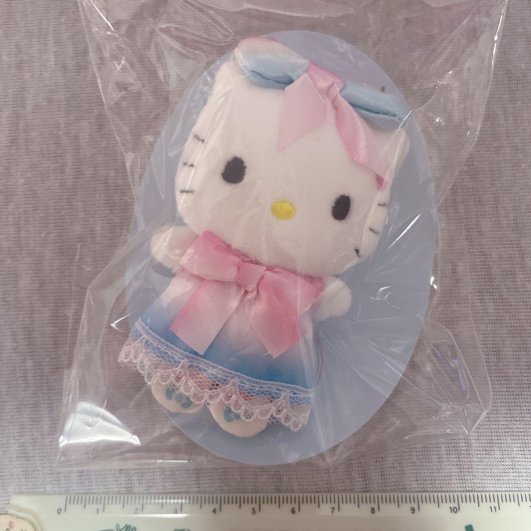 ハローキティ♡激レア♡ピューロランド限定キティぬいぐるみバッジ8種