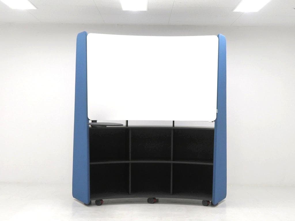 展示品　スチールケース　ホワイトボード　パーティション　間仕切り　収納 Steelcase Flex モバイルマーカーボード | Steelcase