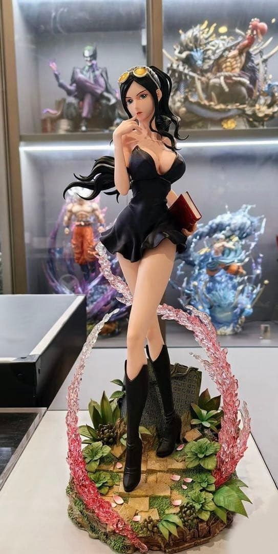 ワンピース ニコ ロビン フィギュア約35cm ONE PIECE ニコ・ロビン | メガホビ MEGAHOBBY STATION