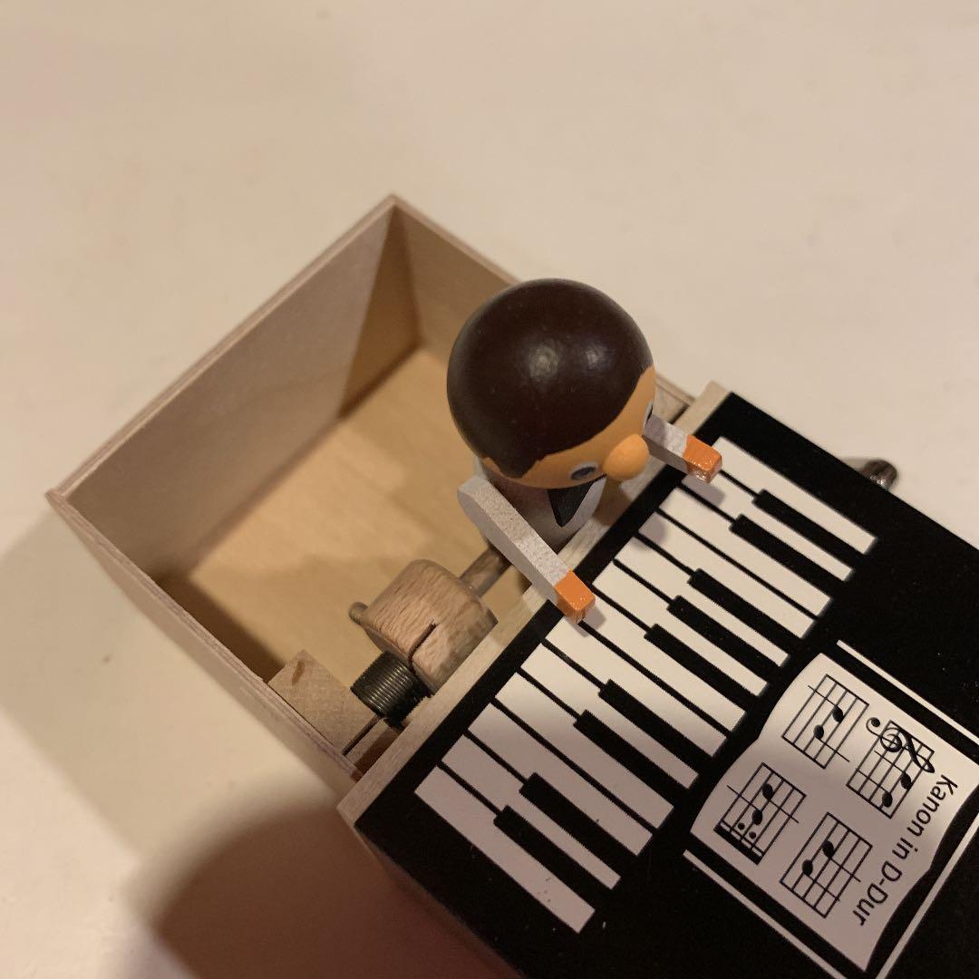 アトリエニキティキ ポップアップオルゴール ピアノ 男の子 新品未使用