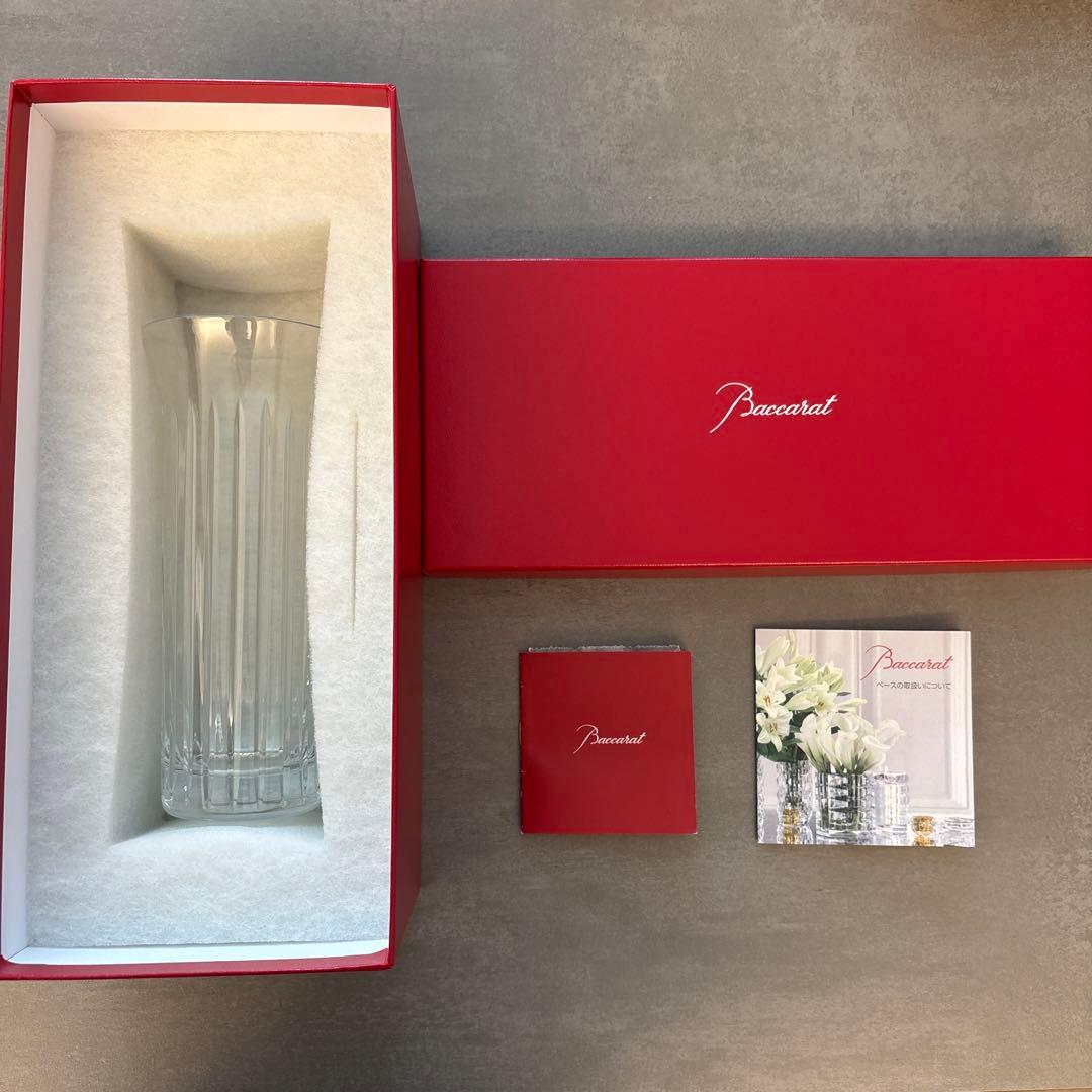 Baccarat クリスタル花瓶 ストライプデザイン 楽天市場】【名入れ可有料】バカラ Baccarat ベース 花瓶 オブジェク